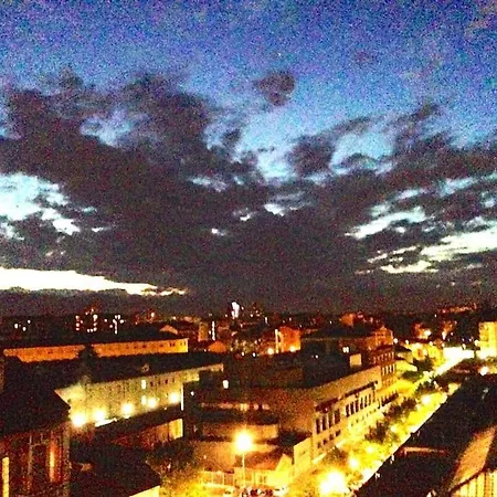 Privatunterkunft Central Room Camera Privata In Appartamento Not A Hotel Con Bagno E Terrazza Privati *