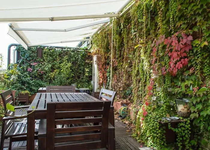 Central Room Camera Privata In Appartamento Not A Hotel Con Bagno E Terrazza Privati Habitación en casa particular Turín